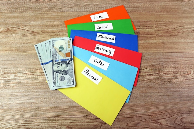 A side-by-side comparison chart visually highlighting the key differences between federal and private student loans, using clear icons and concise labels. Focus on interest rates, repayment options, eligibility, and borrower protections.