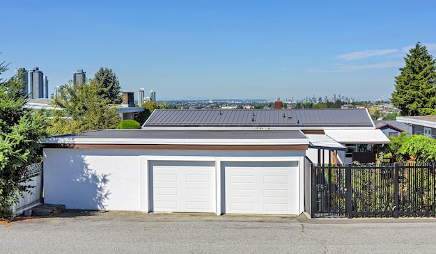 Maximize Savings: Energy-Efficient Home Improvement Tax Credits for 2025