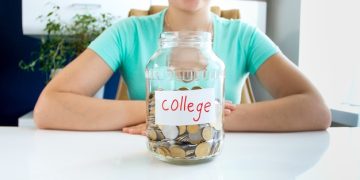 Maximize Your Pell Grant in 2025: A Student's 5-Step Guide - Cover Image