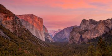 Unlocking US National Park Discounts: A 2025 Guide for Seniors & Veterans - Cover Image