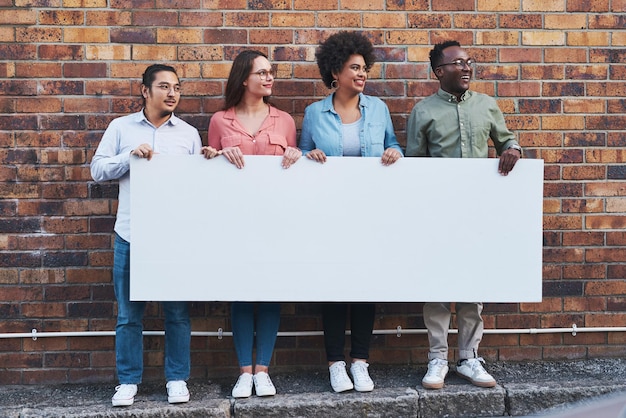 Navigating the US Healthcare Marketplace: Open Enrollment 2025